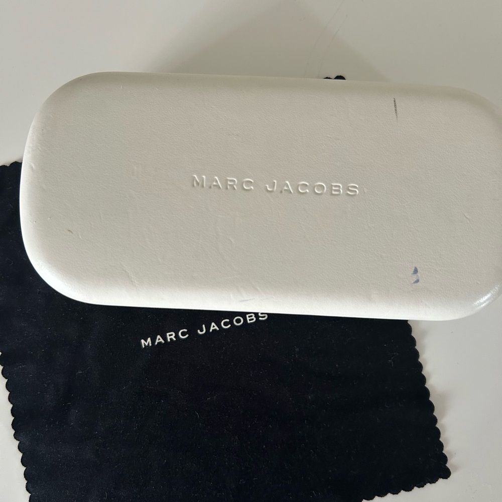 Marc Jacobs Black Sunglasses - Picture 3 of 10
